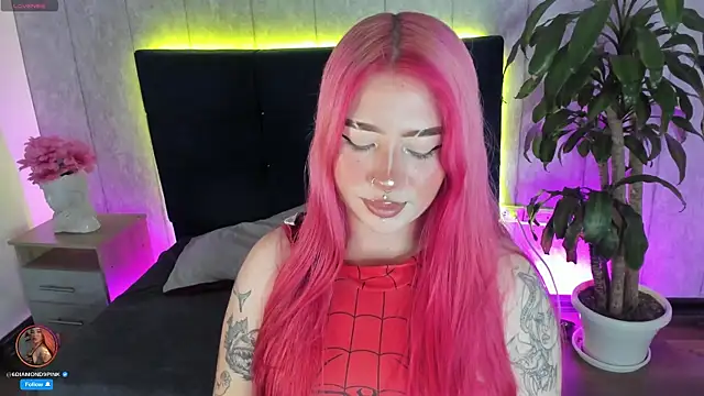 diamond piink  online show from 21, 10, 2025