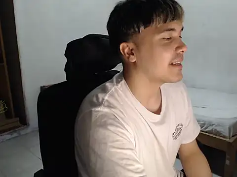 CuteAlexBoy online show from 21, 12, 2025