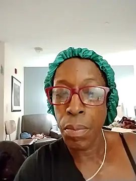 Snapshot of Mshard-61 chatting on 17, 12, 2025 Mshard-61 online show from 17, 12, 2025