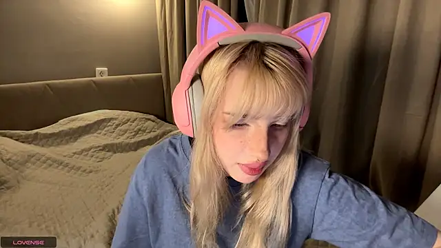 Milkmoriee online show from 1, 11, 2025