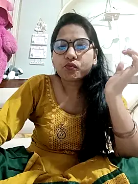 Snapshot of Vanshika1432 chatting on 25, 10, 2025 Vanshika1432 online show from 25, 10, 2025