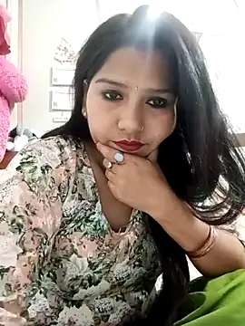 Snapshot of Vanshika1432 chatting on 27, 10, 2025 Vanshika1432 online show from 27, 10, 2025