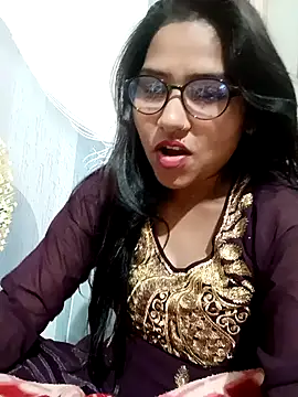 Snapshot of Vanshika1432 chatting on 10, 11, 2025 Vanshika1432 online show from 10, 11, 2025