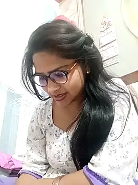 Snapshot of Vanshika1432 chatting on 11, 11, 2025 Vanshika1432 online show from 11, 11, 2025