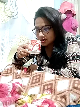 Snapshot of Vanshika1432 chatting on 18, 11, 2025 Vanshika1432 online show from 18, 11, 2025