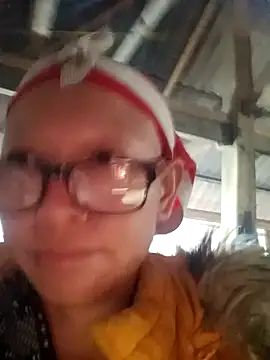 Snapshot of nui-show chatting on 3, 11, 2025 nui-show online show from 3, 11, 2025