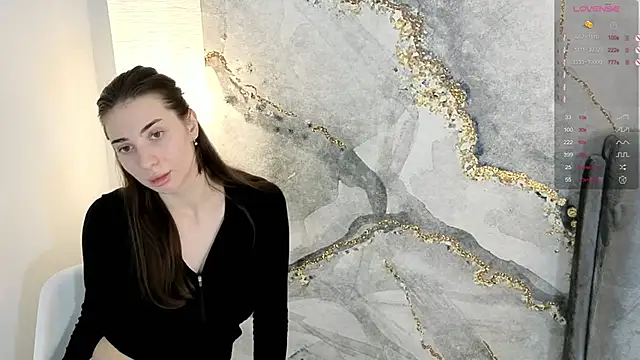 Chloewilldd online show from 14, 11, 2025