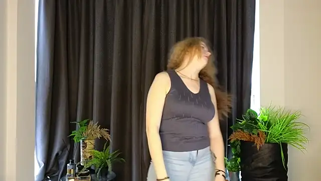 NightSaffron online show from 4, 12, 2025