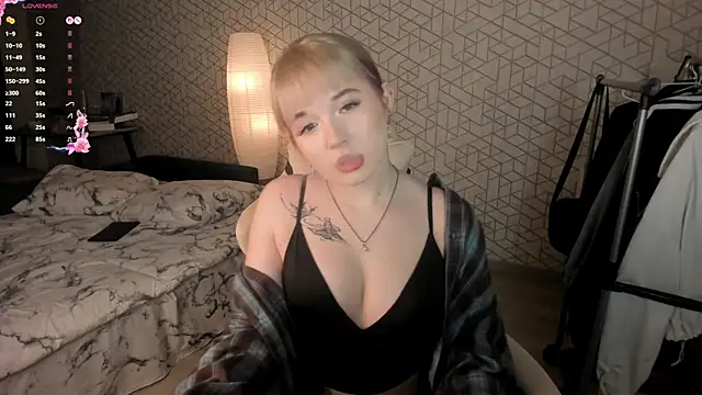 NayaValen online show from 7, 2, 2026