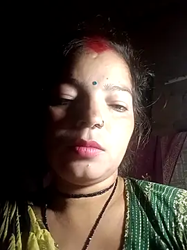 Snapshot of M-MAYA chatting on 1, 11, 2025 M-MAYA online show from 1, 11, 2025