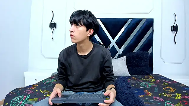 Snapshot of hoot_booys_ chatting on 29, 11, 2025 hoot booys online show from 29, 11, 2025