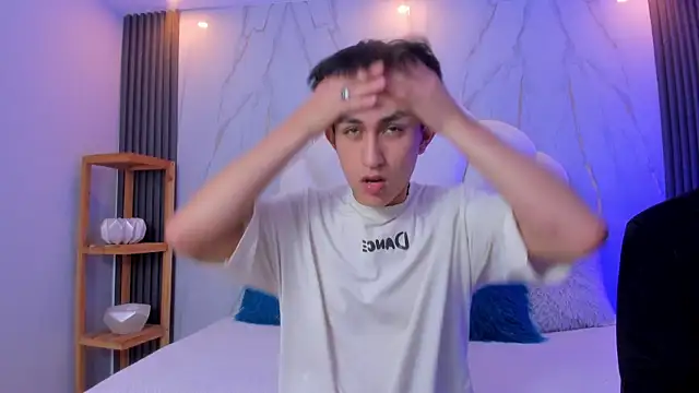 Snapshot of hoot_booys_ chatting on 16, 1, 2026 hoot booys online show from 16, 1, 2026