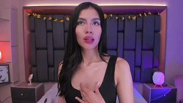 Snapshot of TanyaBello chatting on 18, 11, 2025 TanyaBello online show from 18, 11, 2025