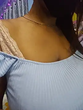 Snapshot of Desi_Maya69 chatting on 9, 7, 2026 Desi Maya69 online show from 9, 7, 2026