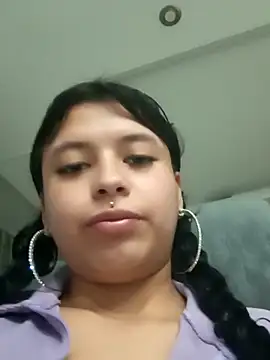 petite coral online show from 6, 1, 2026