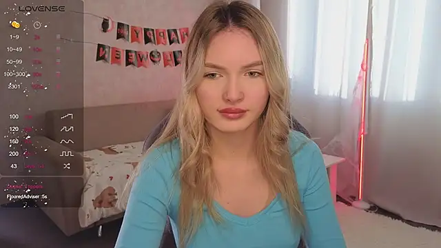 EvelynSin online show from 22, 10, 2025