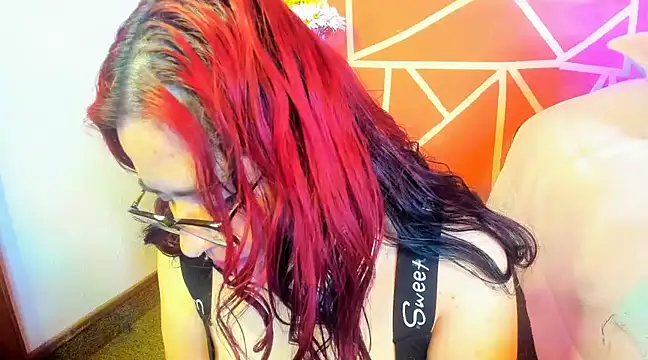 Snapshot of Violetafetish-dirty chatting on 26, 2, 2025 Violetafetish-dirty online show from 26, 2, 2025