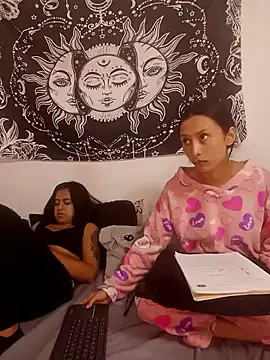 emily n abby online show from 18, 3, 2026