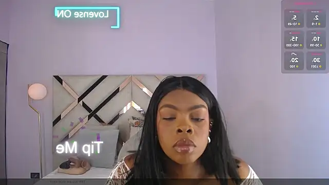 Maiacharris  online show from 3, 6, 2026