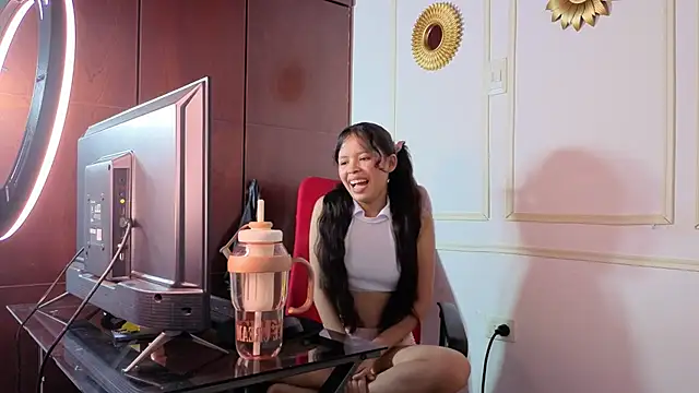 sharon ivanna12 online show from 6, 4, 2026