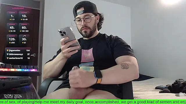 Snapshot of SugaredDigit chatting on 26, 12, 2024 SugaredDigit online show from 26, 12, 2024