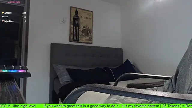 Snapshot of SugaredDigit chatting on 4, 10, 2025 SugaredDigit online show from 4, 10, 2025