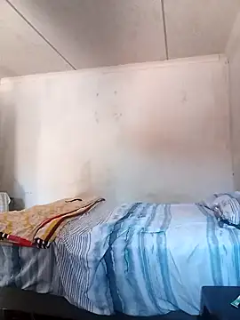 Snapshot of Roronae chatting on 25, 10, 2025 Roronae online show from 25, 10, 2025