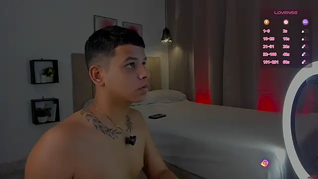 Little Emma 11 online show from 6, 11, 2025