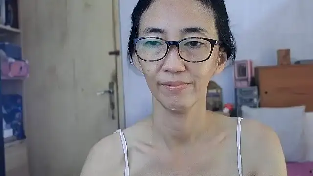 princessD077 online show from 8, 4, 2026