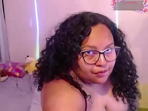 yvonne jlove online show from 21, 11, 2025