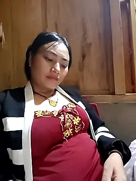 Snapshot of Sinhlinh2020 chatting on 1, 11, 2025 Sinhlinh2020 online show from 1, 11, 2025