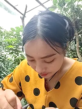 Snapshot of Sinhlinh2020 chatting on 6, 11, 2025 Sinhlinh2020 online show from 6, 11, 2025