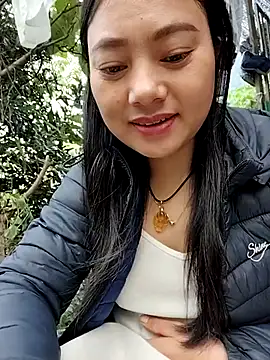 Snapshot of Sinhlinh2020 chatting on 16, 11, 2025 Sinhlinh2020 online show from 16, 11, 2025