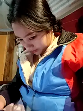 Snapshot of Sinhlinh2020 chatting on 29, 11, 2025 Sinhlinh2020 online show from 29, 11, 2025