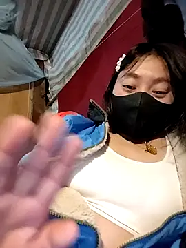 Snapshot of Sinhlinh2020 chatting on 29, 11, 2025 Sinhlinh2020 online show from 29, 11, 2025