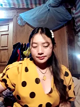 Snapshot of Sinhlinh2020 chatting on 1, 12, 2025 Sinhlinh2020 online show from 1, 12, 2025