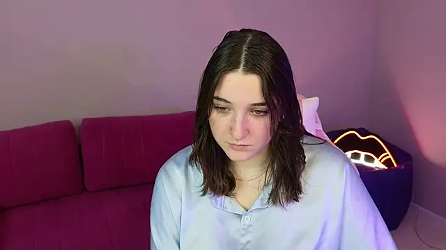 AnnieDodge online show from 19, 10, 2025