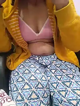 Mango Fruty online show from 14, 12, 2025