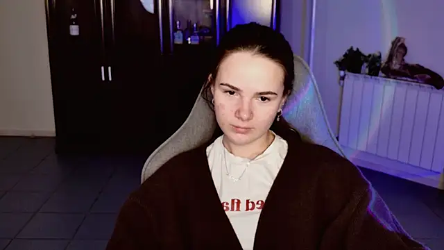 May Bloom online show from 8, 1, 2026