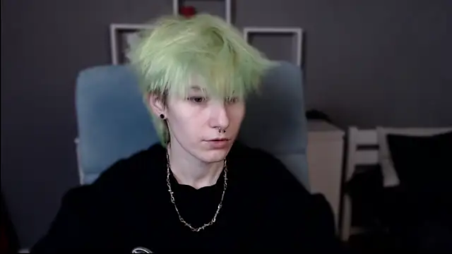 Snapshot of guitarandangell chatting on 1, 11, 2025 guitarandangell online show from 1, 11, 2025