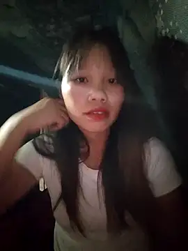 Snapshot of linh-miu99 chatting on 6, 11, 2025 linh-miu99 online show from 6, 11, 2025