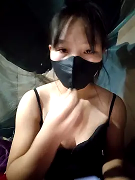 Snapshot of linh-miu99 chatting on 21, 11, 2025 linh-miu99 online show from 21, 11, 2025