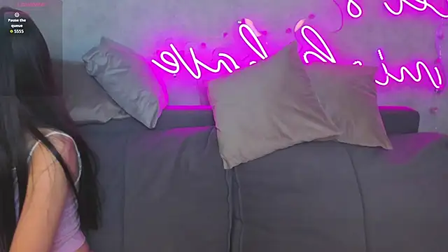 Eva Mayers online show from 13, 11, 2025