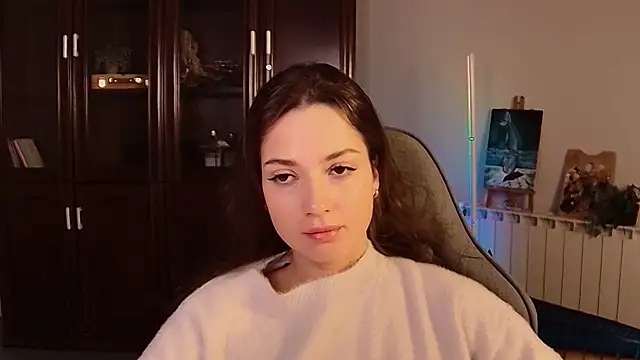 KiraVair online show from 9, 11, 2025