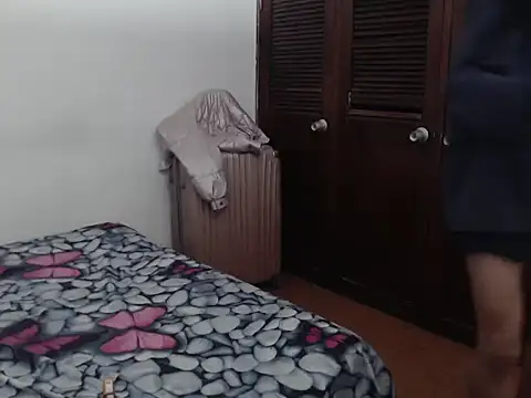  camila trans  online show from 27, 11, 2025