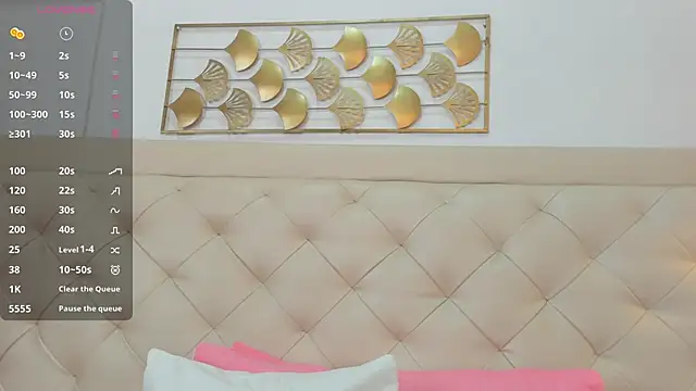 lucia lorenz online show from 9, 2, 2026