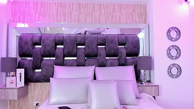 Catalina-Thompson online show from 22, 10, 2025