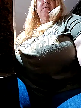 JennyInVegas online show from 5, 12, 2025