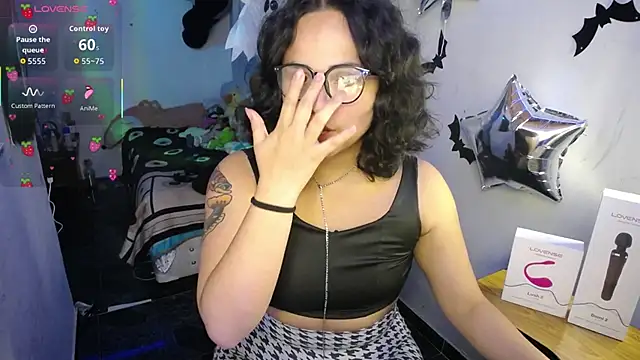 Ladyswap online show from 8, 11, 2025