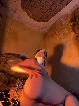 SaraChouchou online show from 24, 2, 2026